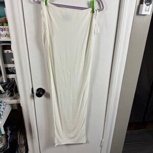 Abyss by Abby white maxi skirt with high slit.